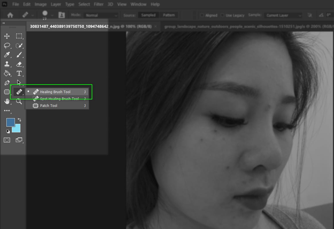 Cách Xóa Mụn Cực Nhanh Bằng Photoshop 2 chọn công cụ xóa mụn